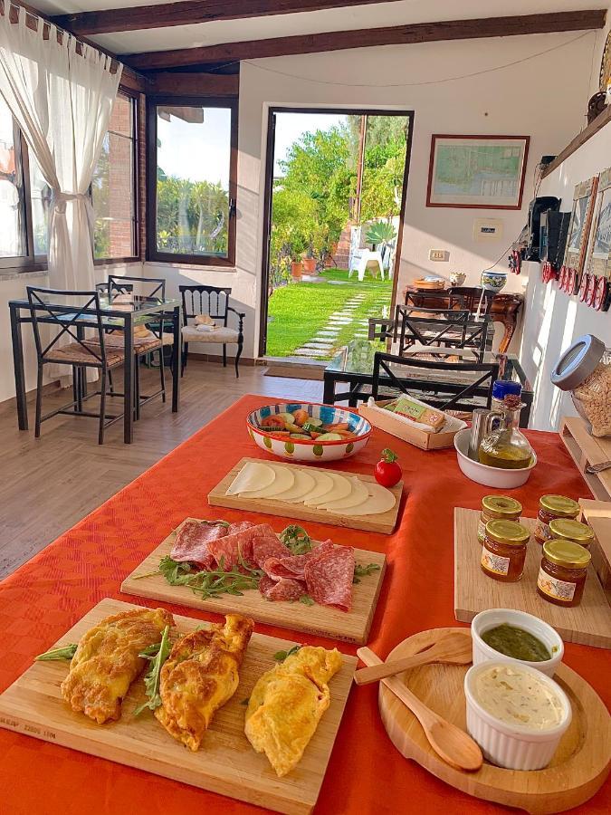 B&B Villa Vittoria Giardini-Naxos Kültér fotó
