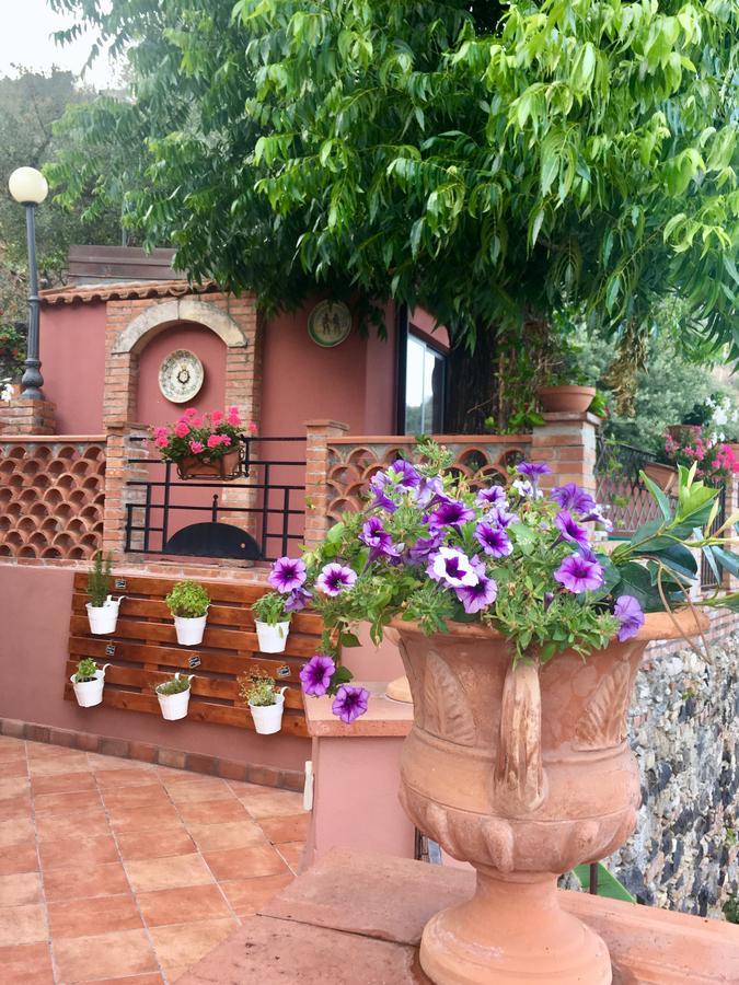 B&B Villa Vittoria Giardini-Naxos Kültér fotó